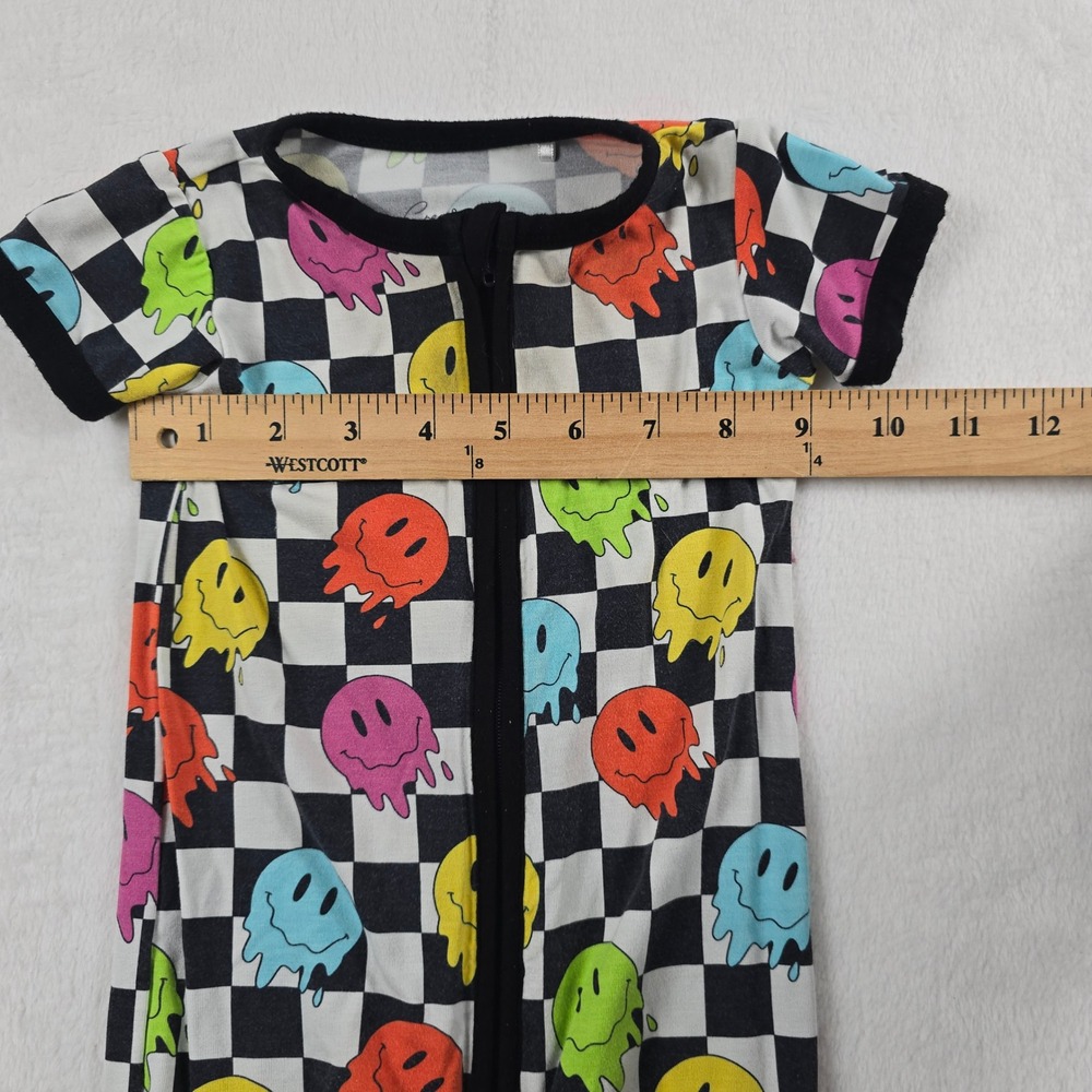 Crew + Company Baby Bamboo Romper 6-12M Checkered Melting Smiley Face Zip Shorty - Picture 2 of 5
